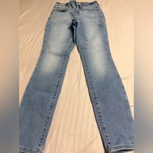 Universal Thread Light Blue Skinny Jeans